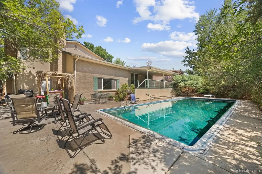 8412 Newland Drive Arvada CO 80003