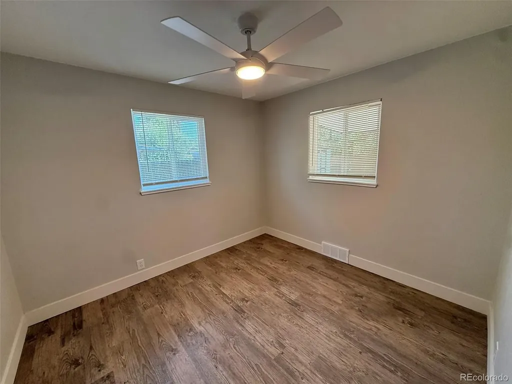 906 Nome Street Aurora CO 80010
