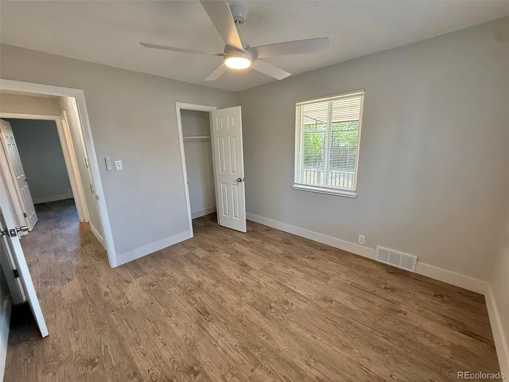 906 Nome Street Aurora CO 80010