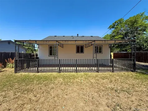 906 Nome Street Aurora CO 80010