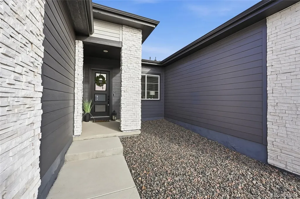 8708 S Quatar Street Aurora CO 80016