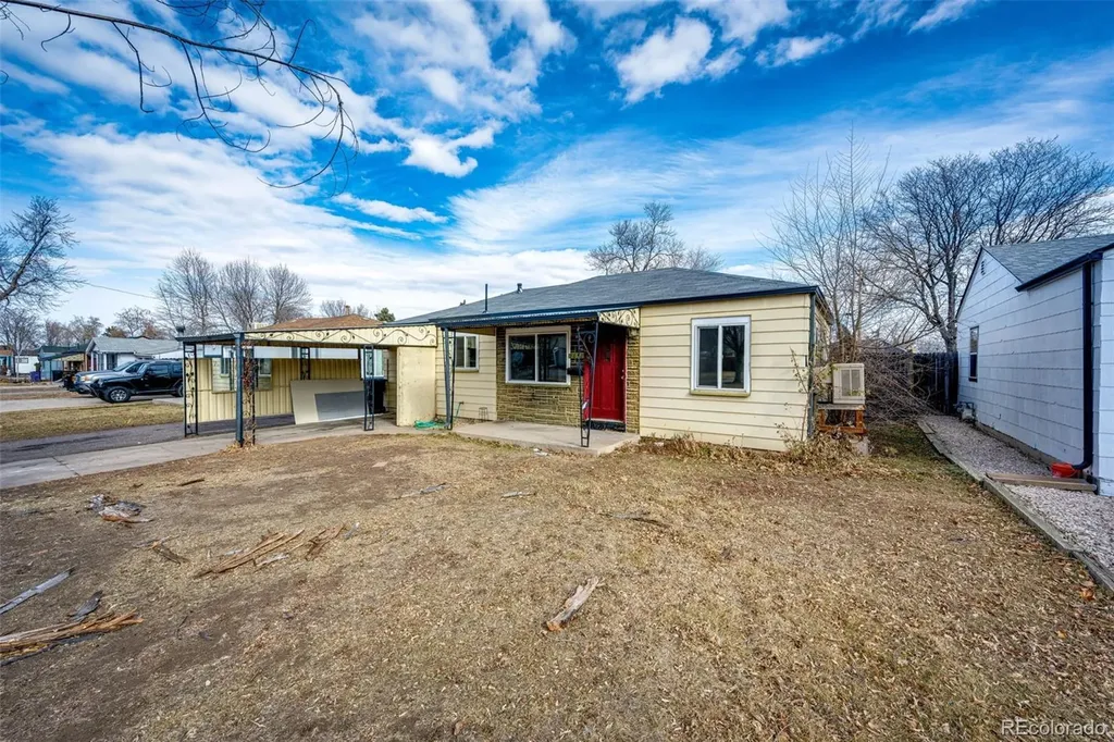 2050 S Irving Street Denver CO 80219