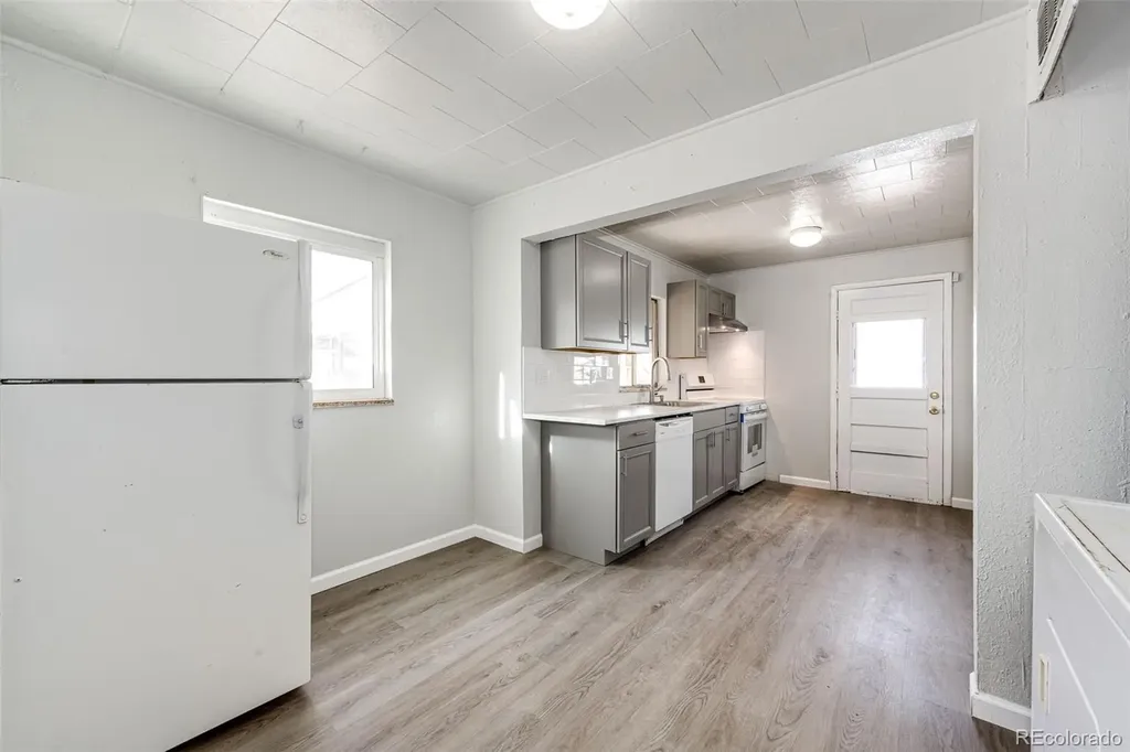 2050 S Irving Street Denver CO 80219