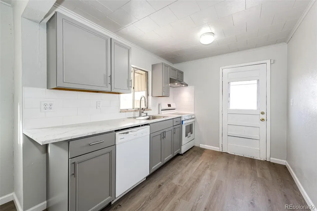 2050 S Irving Street Denver CO 80219