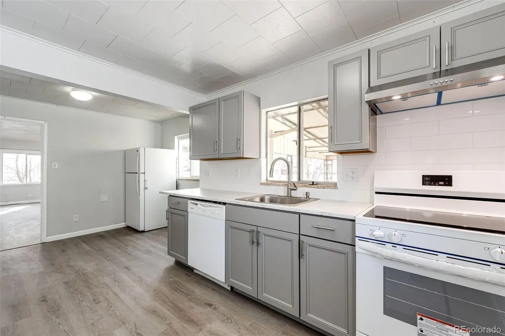 2050 S Irving Street Denver CO 80219
