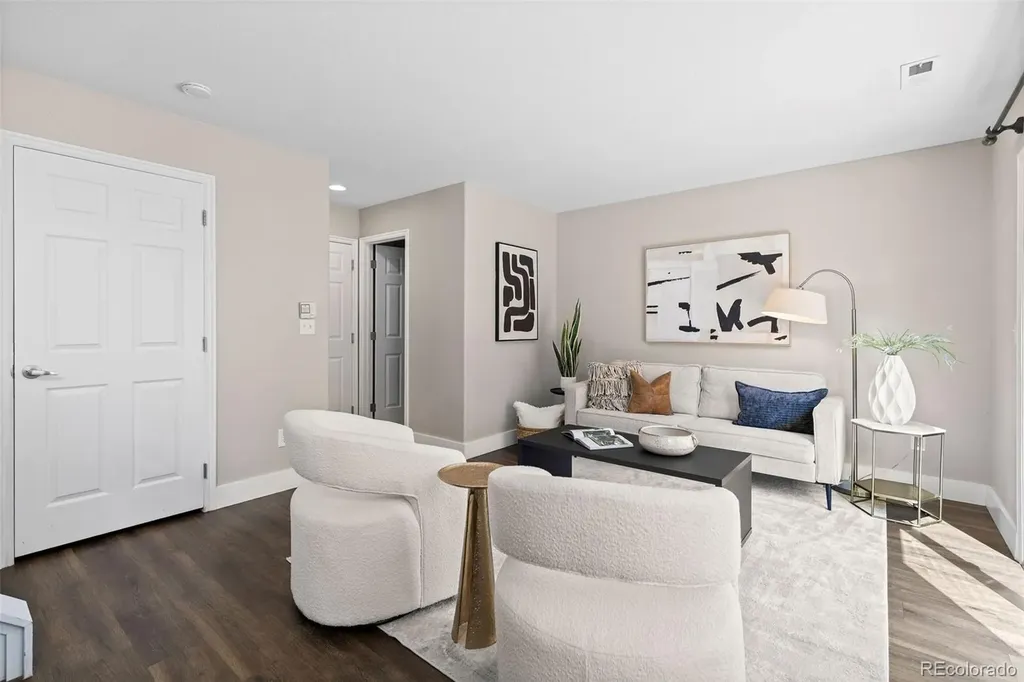 9138 E Kansas Avenue Denver CO 80247