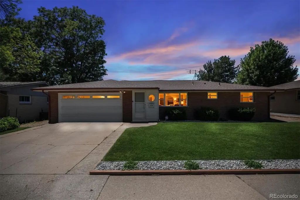 1721 Emery Street Longmont CO 80501