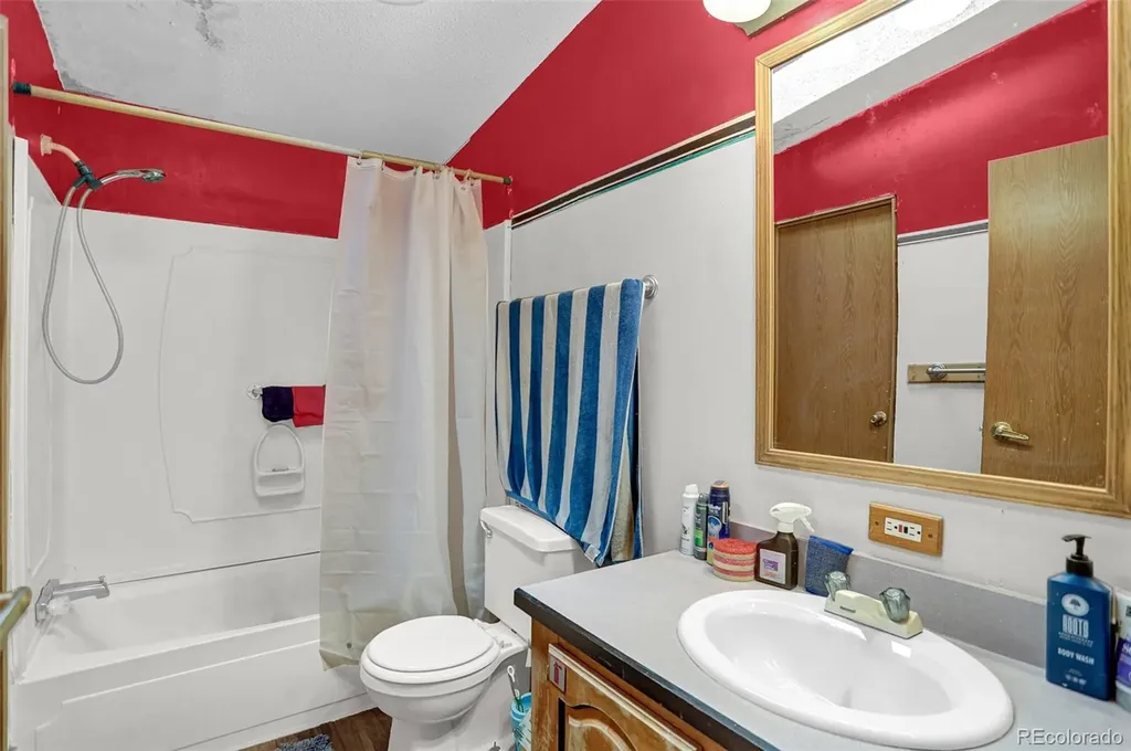 587 Roberts Road Craig CO 81625