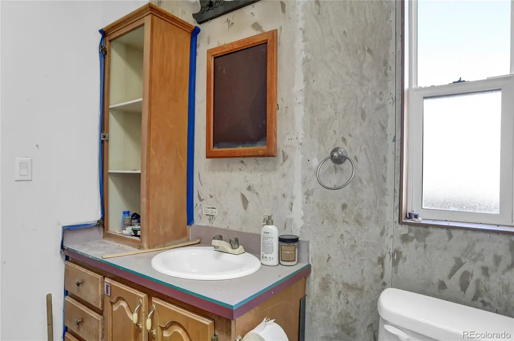 587 Roberts Road Craig CO 81625