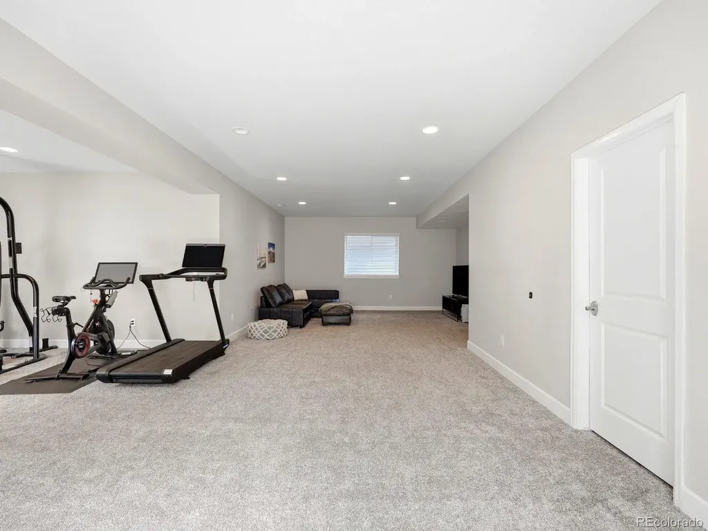 22617 E Tufts Avenue Aurora CO 80015