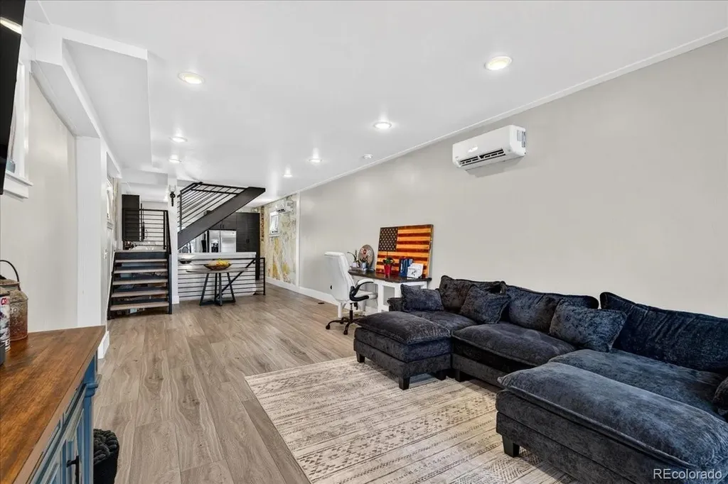 660 1st Avenue Deer Trail CO 80105