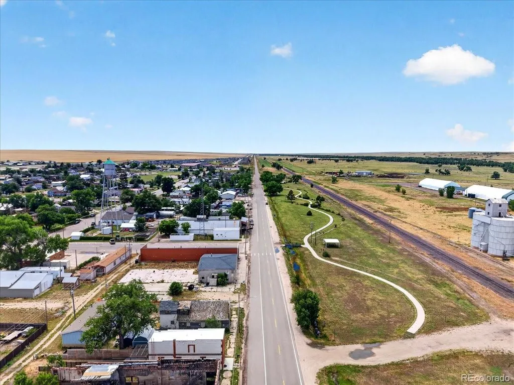 660 1st Avenue Deer Trail CO 80105