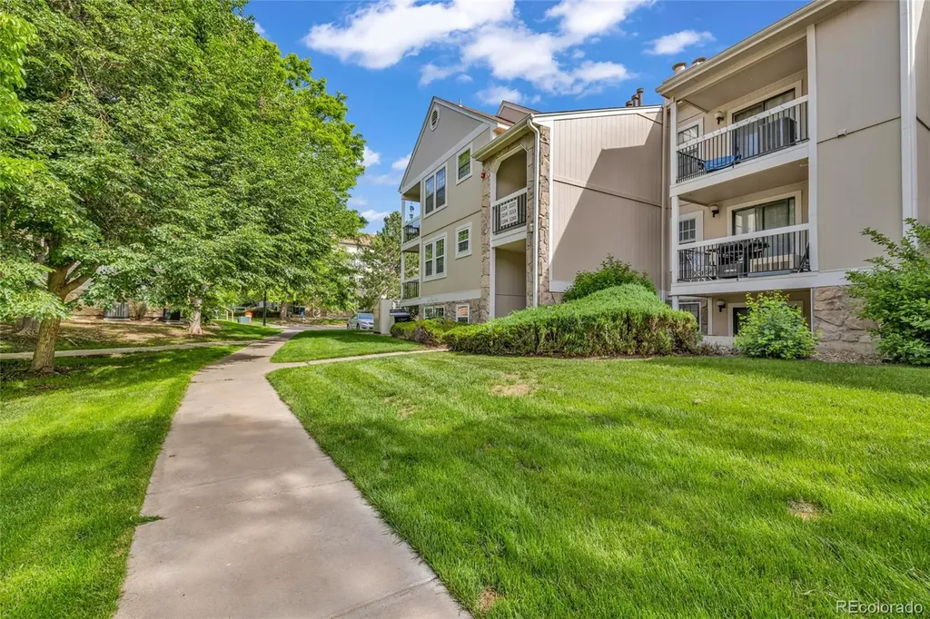 5565 W 76th Avenue Arvada CO 80003