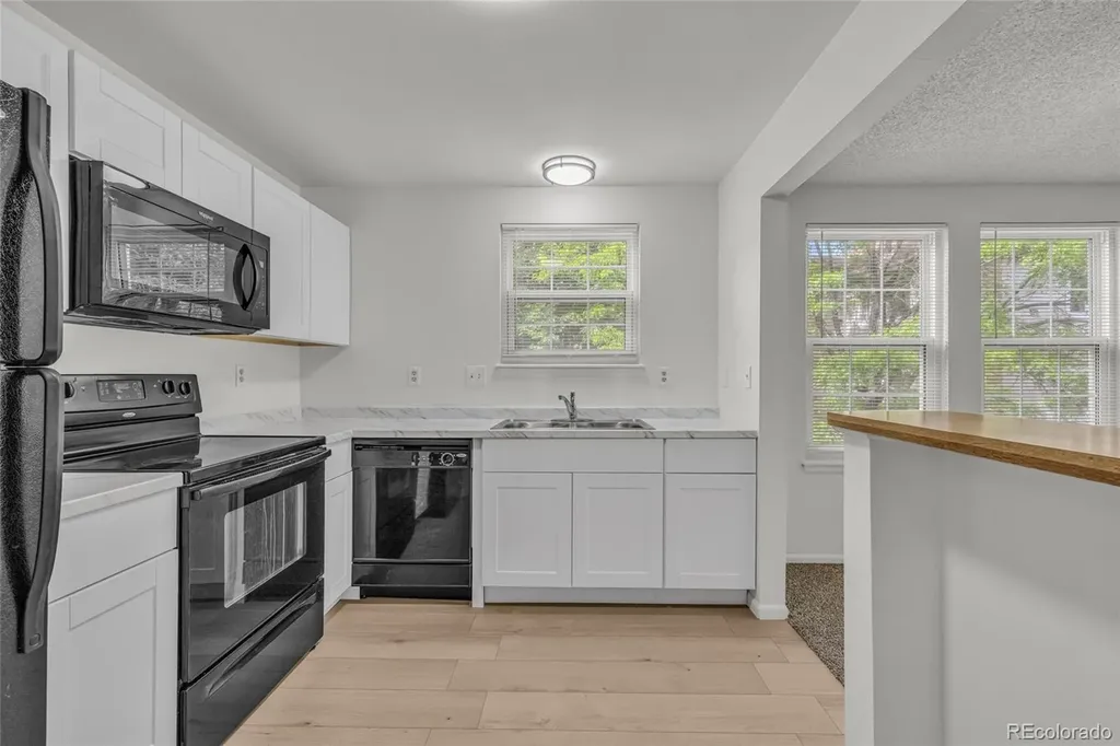 5565 W 76th Avenue Arvada CO 80003
