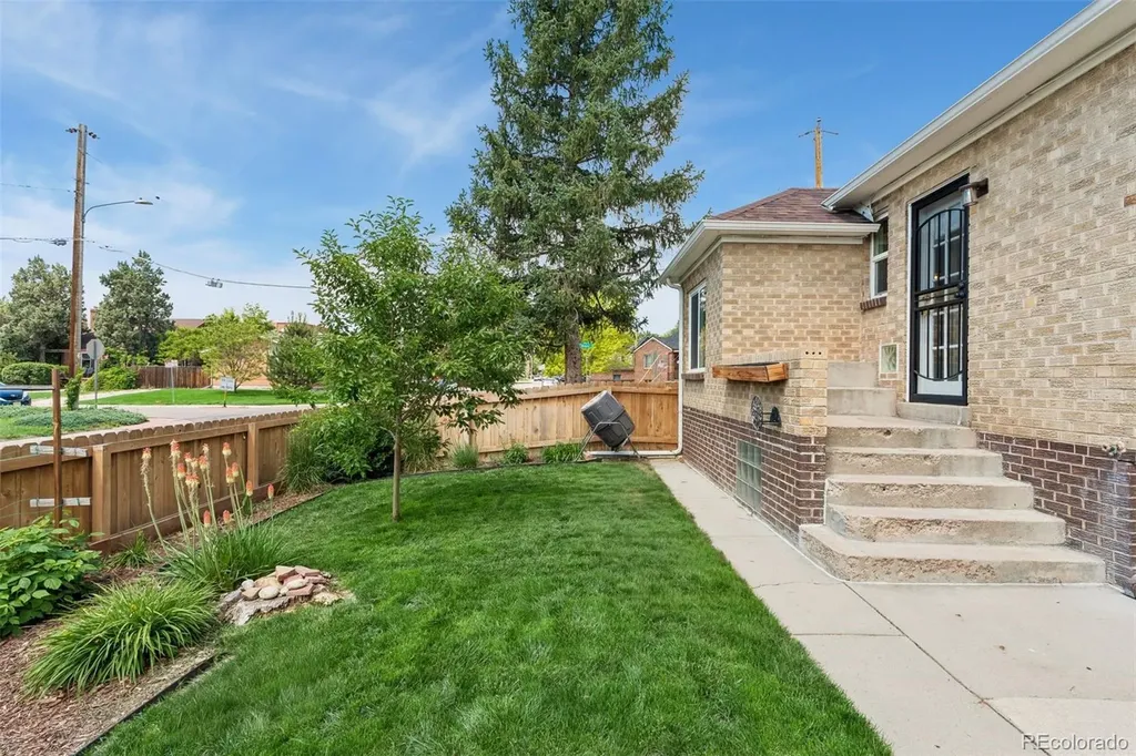 1600 Winona Court Denver CO 80204