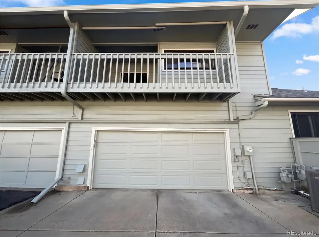 3075 E Long Circle Centennial CO 80122