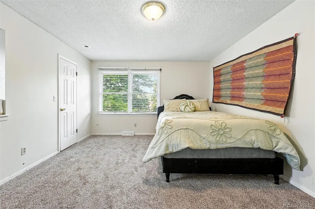 1341 S Blackhawk Way Aurora CO 80012