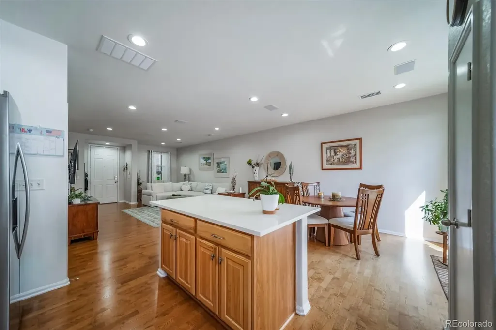 13694 E Weaver Place Englewood CO 80111