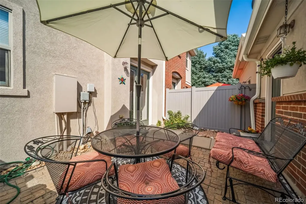 13694 E Weaver Place Englewood CO 80111