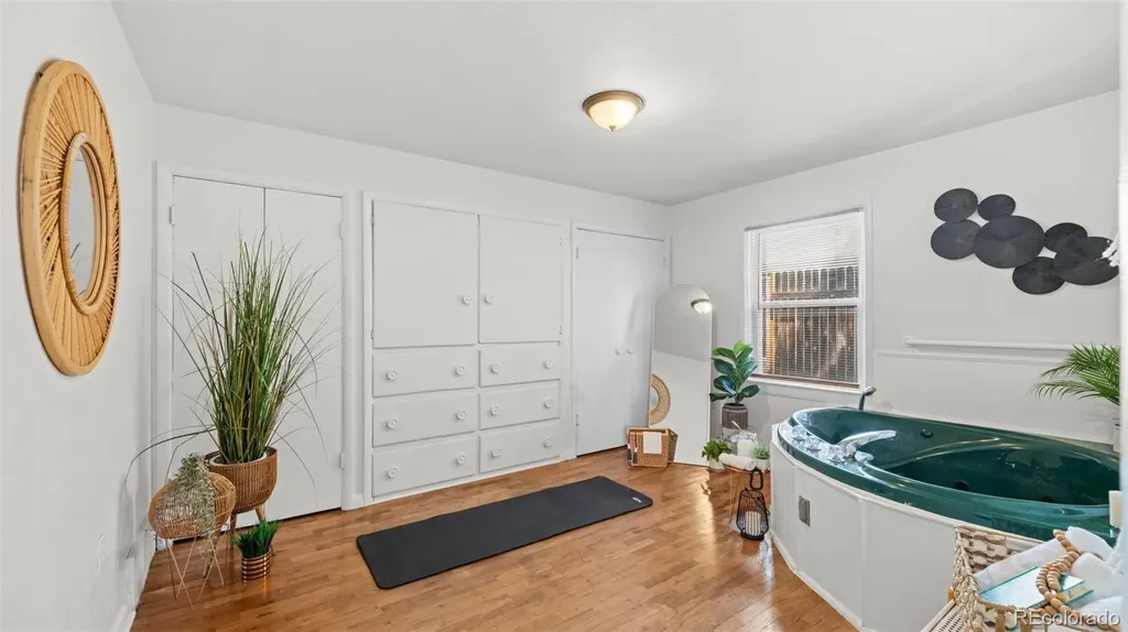 1802 E Uintah Street Colorado Springs CO 80909