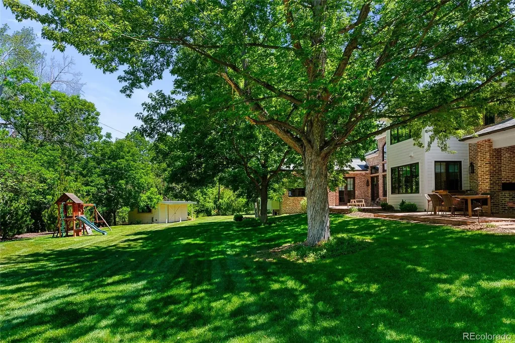 2195 Cherryville Road Greenwood Village CO 80121