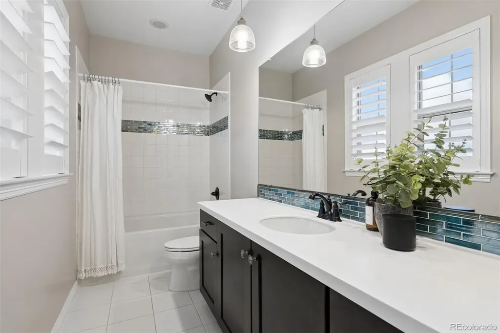 1204 Starglow Place Littleton CO 80126