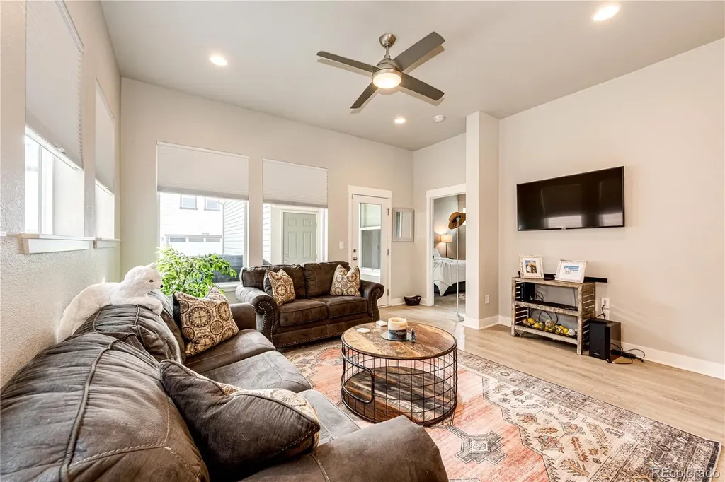 21584 E 59th Drive Aurora CO 80019
