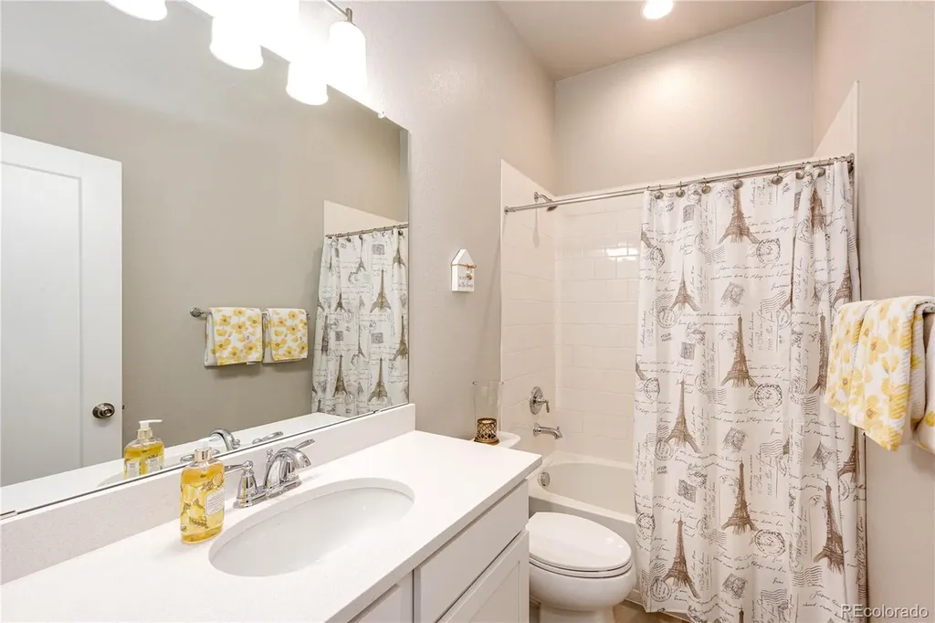 21584 E 59th Drive Aurora CO 80019