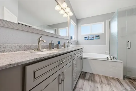 9837 W Vandeventor Drive Littleton CO 80128