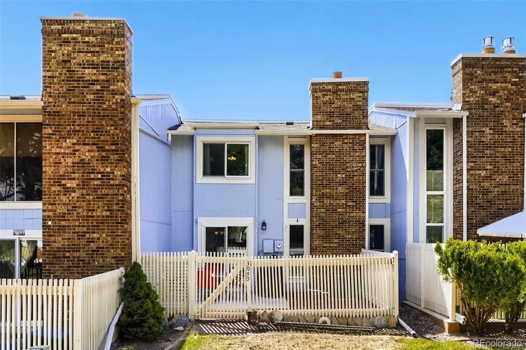 3055 S Macon Circle Aurora CO 80014