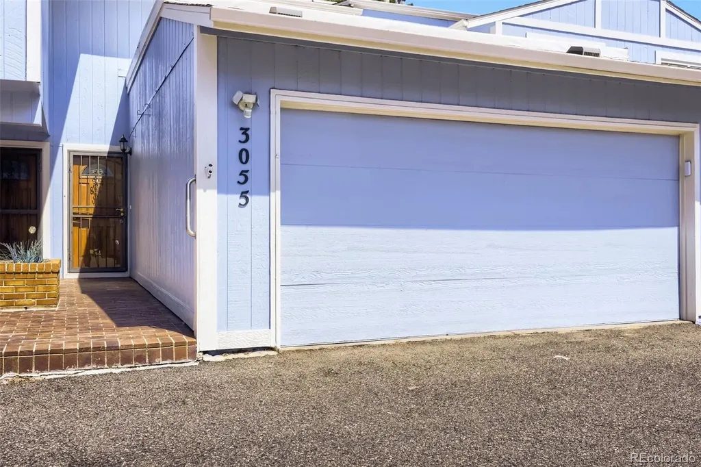 3055 S Macon Circle Aurora CO 80014
