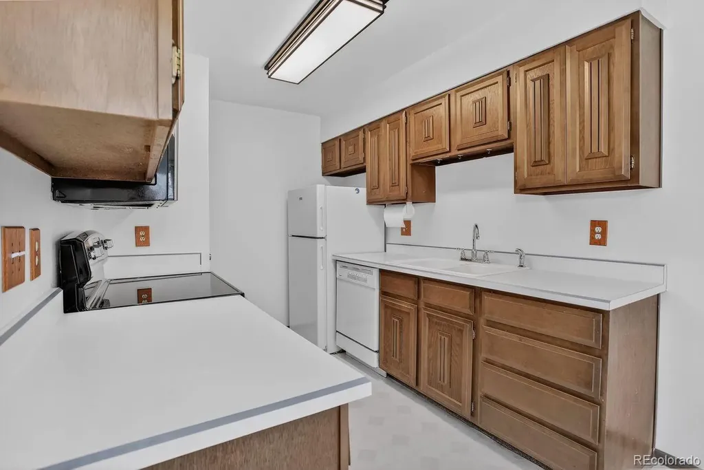 9854 Appletree Place Thornton CO 80260