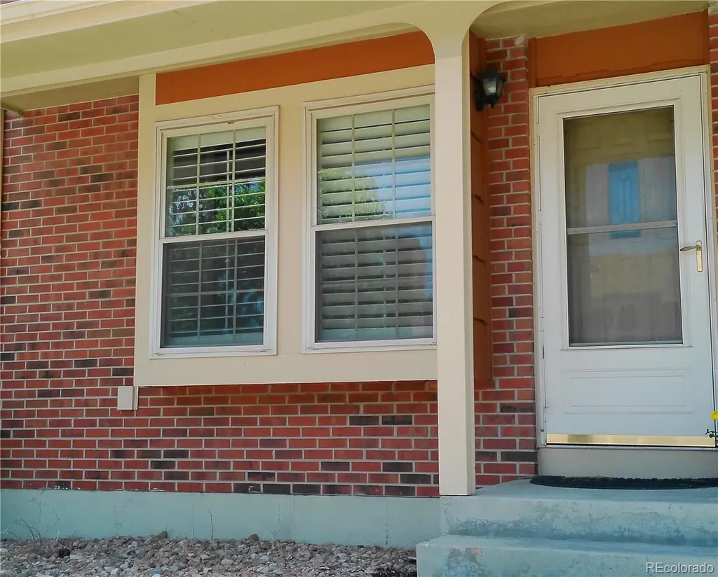 6815 Ravencrest Drive Colorado Springs CO 80919