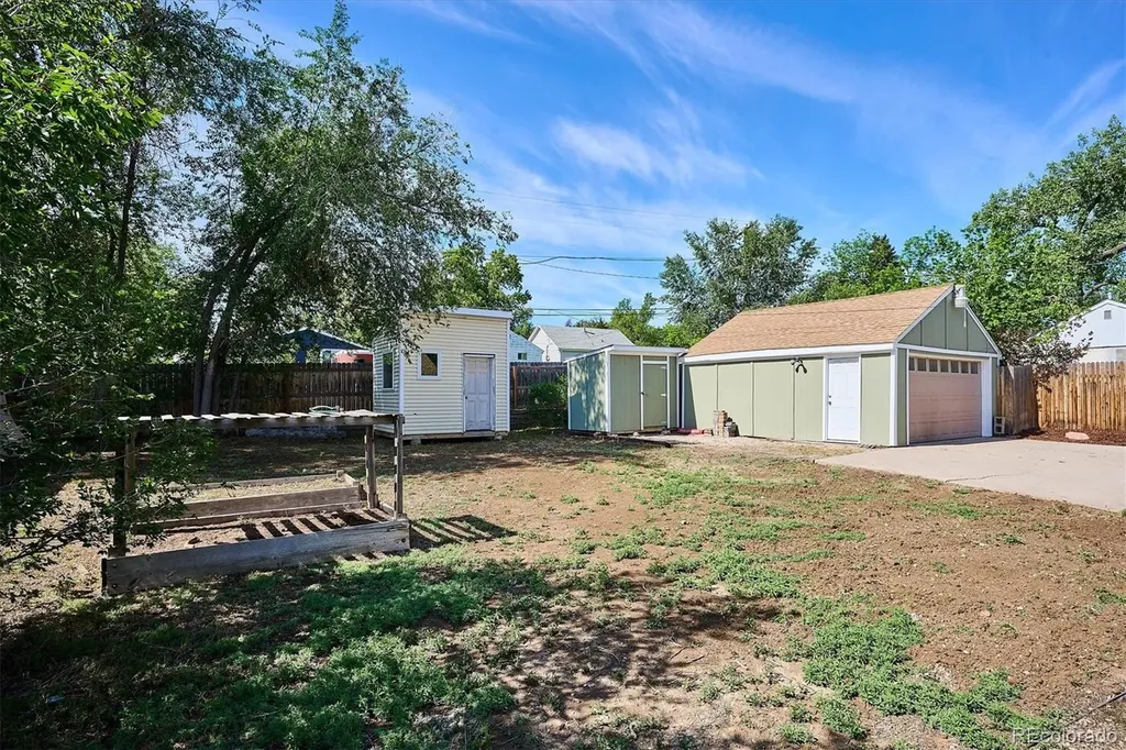 2028 W Adriatic Place Englewood CO 80110