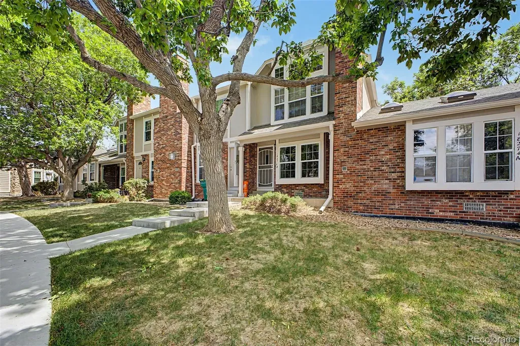 18274 E Arizona Avenue Aurora CO 80017