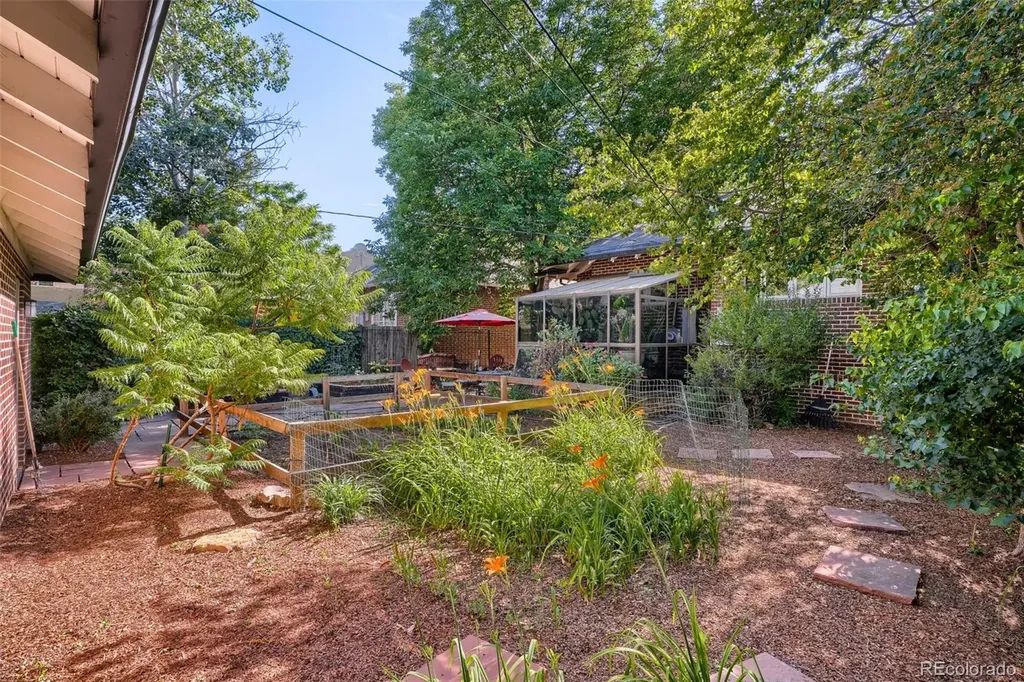 2056 Forest Street Denver CO 80207