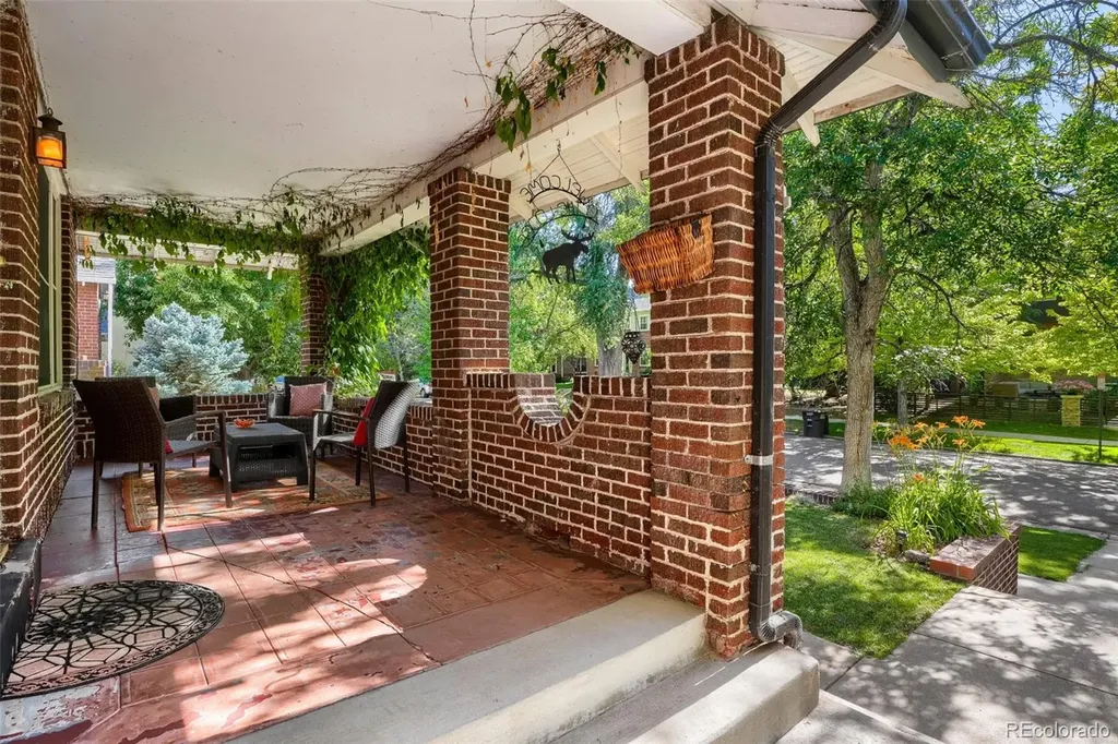 2056 Forest Street Denver CO 80207