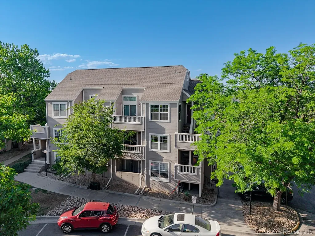 5755 W Atlantic Place Lakewood CO 80227
