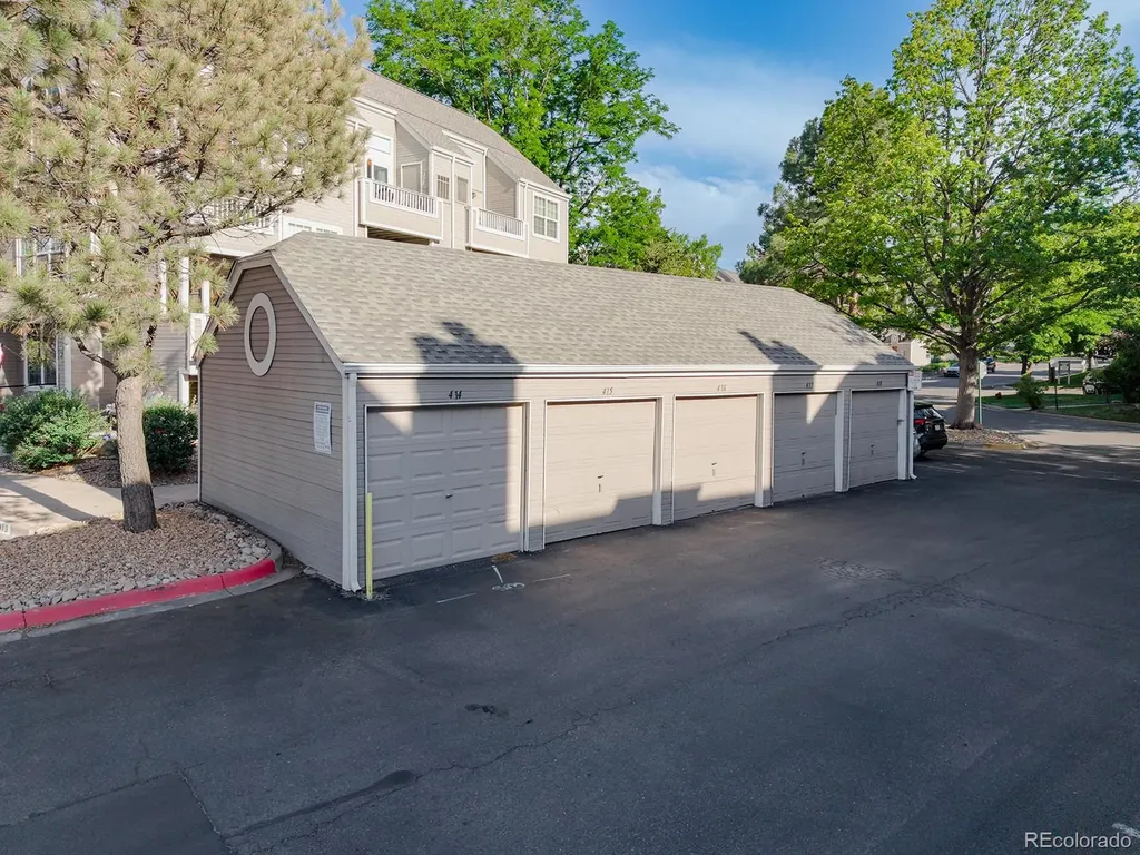 5755 W Atlantic Place Lakewood CO 80227