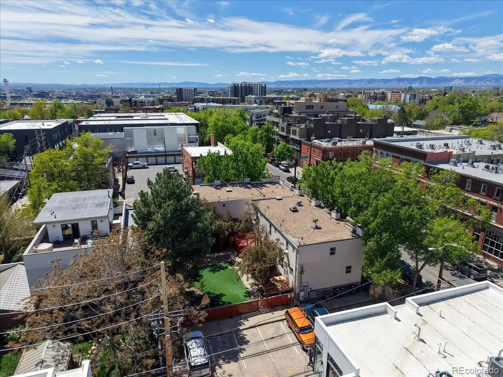 3204 Zuni Street Denver CO 80211