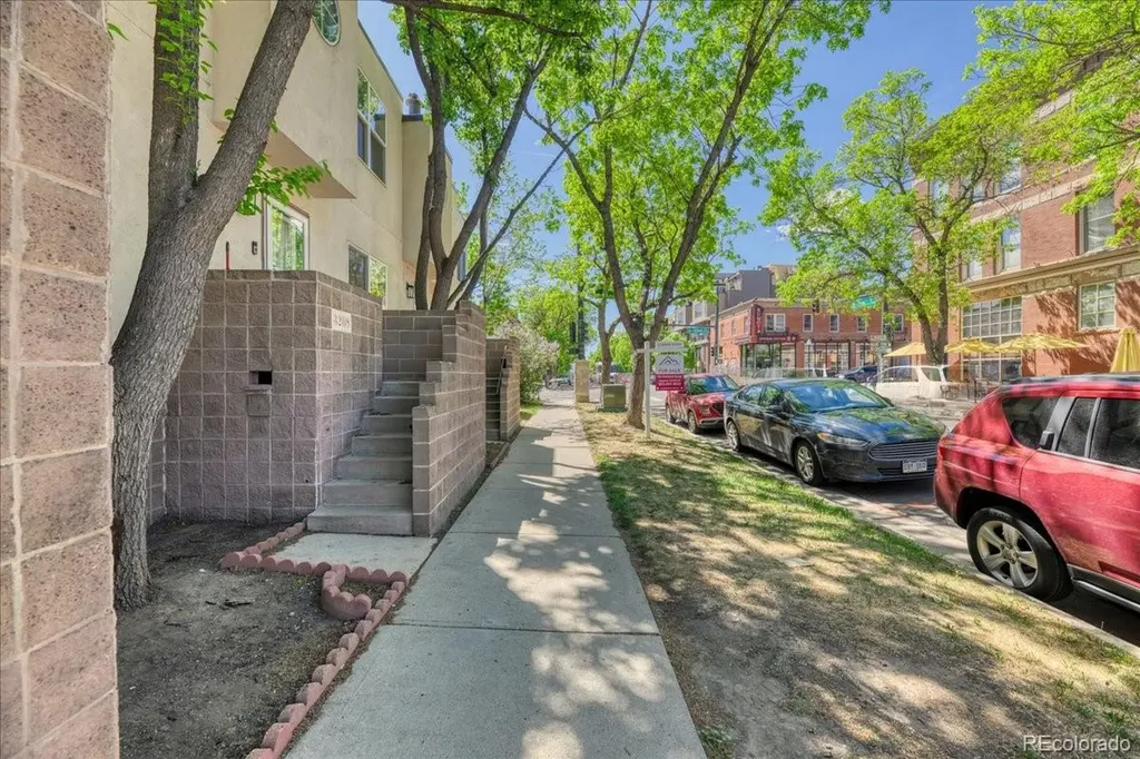 3204 Zuni Street Denver CO 80211