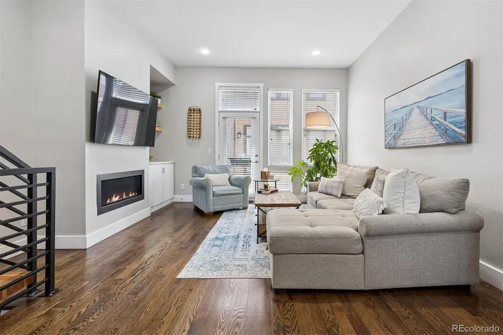 2147 N Downing Street Denver CO 80205
