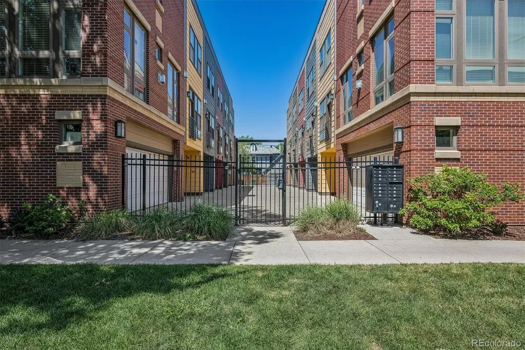 2147 N Downing Street Denver CO 80205