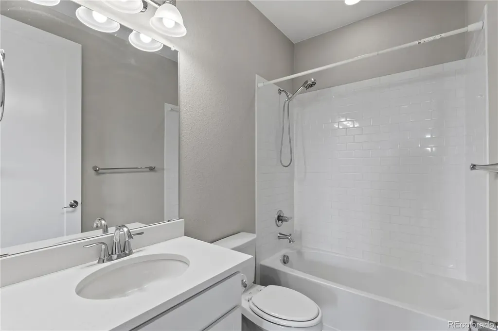 6485 Saddlesmith Street Castle Pines CO 80108