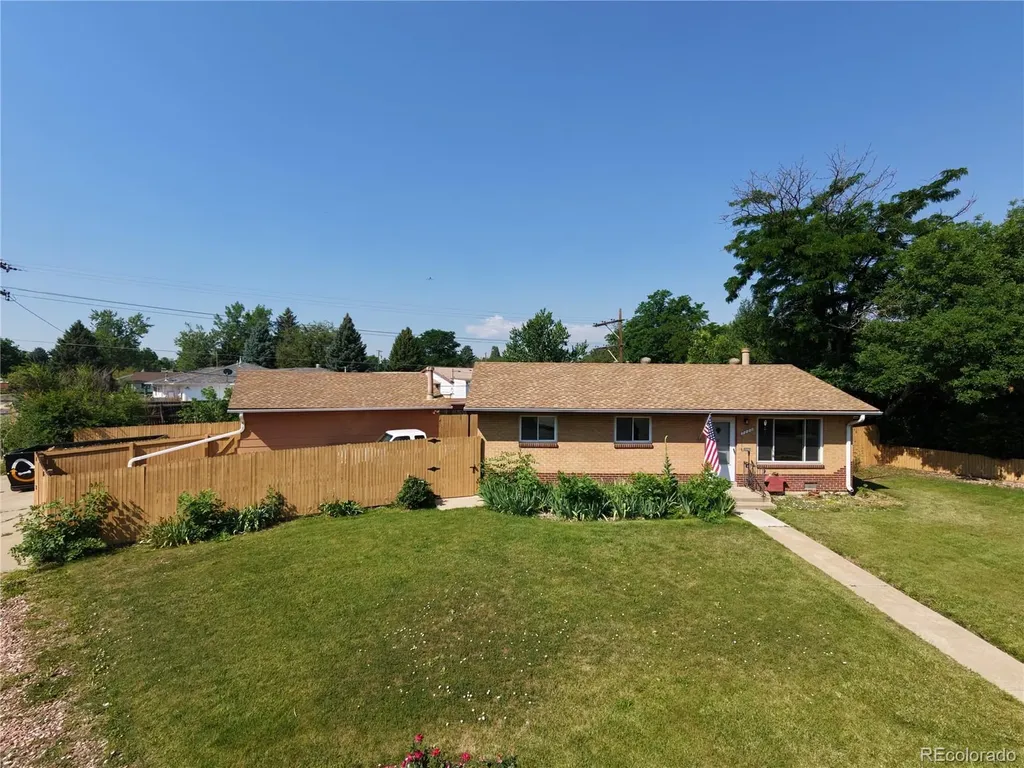 7220 W Calahan Avenue Denver CO 80232