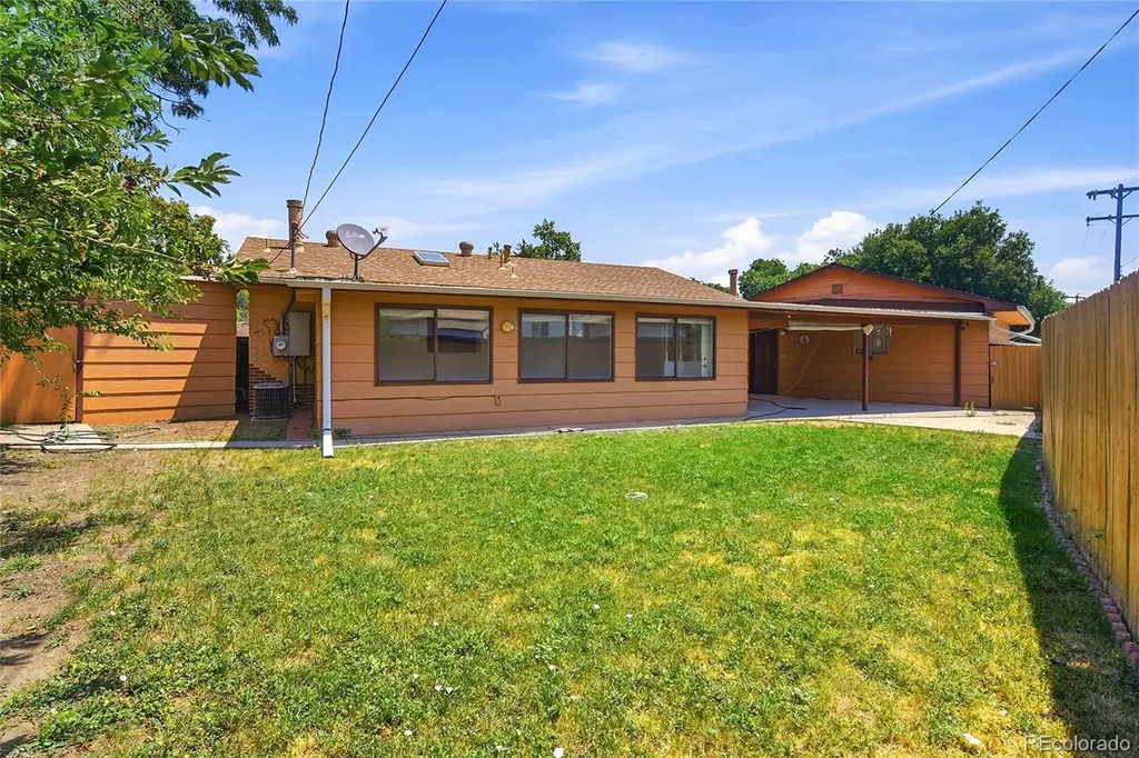 7220 W Calahan Avenue Denver CO 80232
