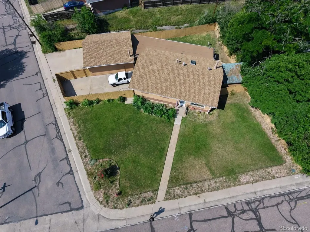 7220 W Calahan Avenue Denver CO 80232
