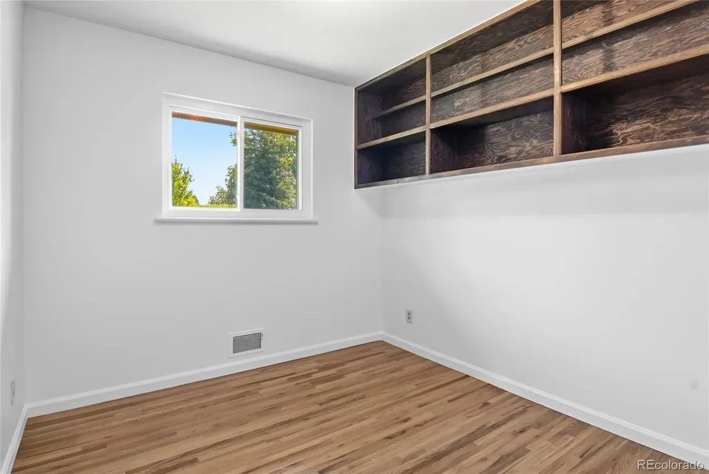 7220 W Calahan Avenue Denver CO 80232