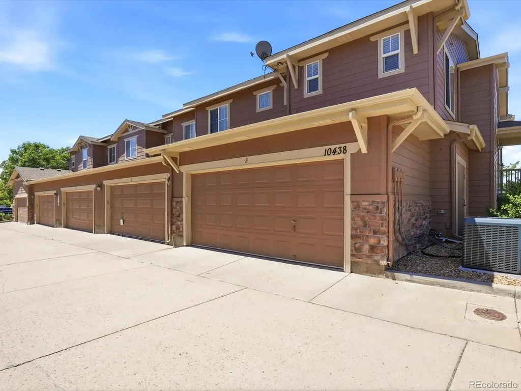 10438 Truckee Street Commerce City CO 80022