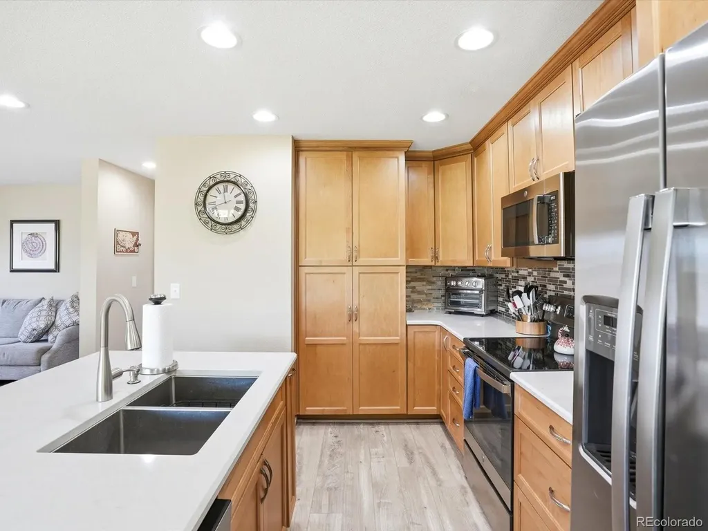 10438 Truckee Street Commerce City CO 80022